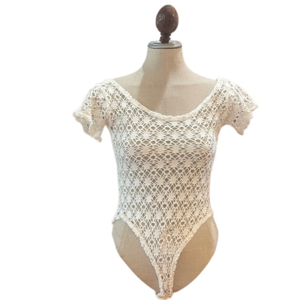 Vintage Up-best crochet leotard white short sleeve bodysuit 100% cotton size L
